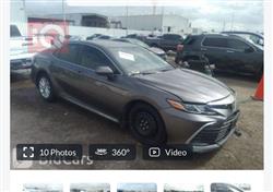 تۆیۆتا کامری